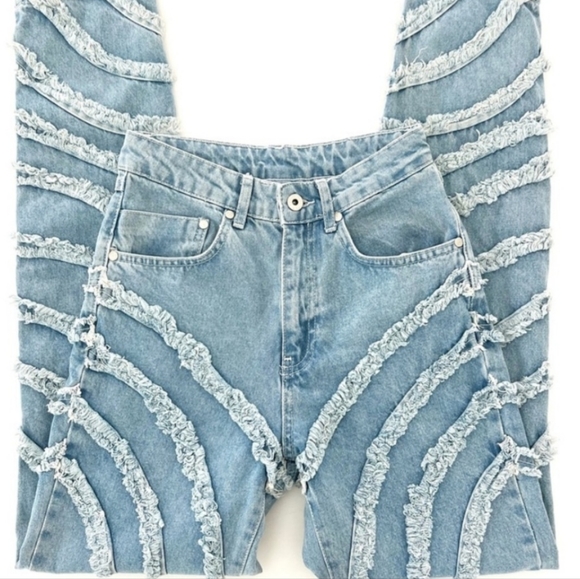 RAGGED JEANS - Picture 8 of 14